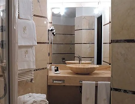 Habitat 4* 짓사노