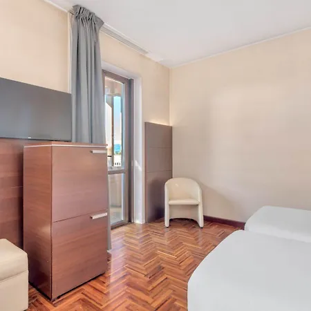 Habitat Hotel 4*